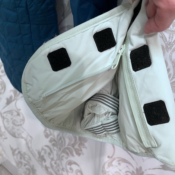 New Free People Movement Landscape
View Ski Pants Size Medium - Picture 10 of 10